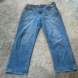 American Eagle high rise 90s boyfriend jeans. Size 12 Regular.